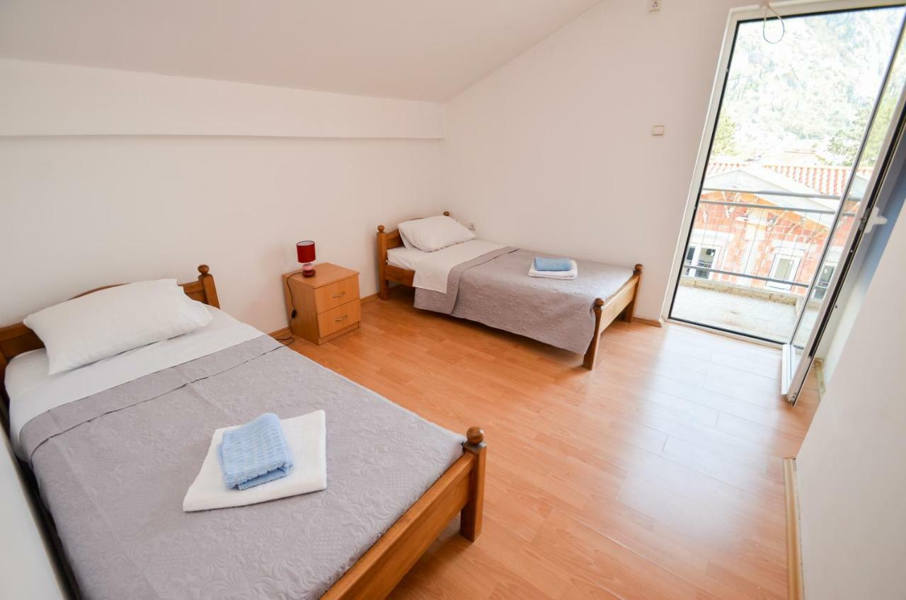 Apartment Barona Kotor Ngoại thất bức ảnh